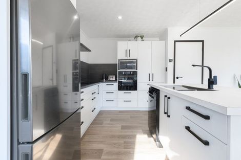 Photo of property in 11 Ruahine Street, Ohauiti, Tauranga, 3112