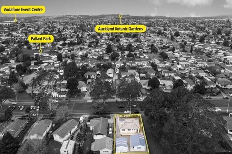 Photo of property in 367 Roscommon Road, Clendon Park, Auckland, 2103