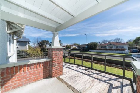 Photo of property in 42 Dahlia Street, Palmerston North, 4410