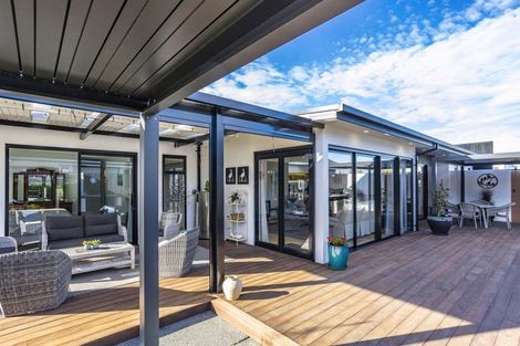 Photo of property in 12 Sloan Avenue, Rangiora, 7400