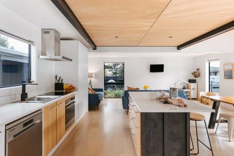 Photo of property in 31a Valley Road, Mount Maunganui, 3116