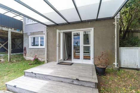 Photo of property in 49 Nevay Road, Miramar, Wellington, 6022