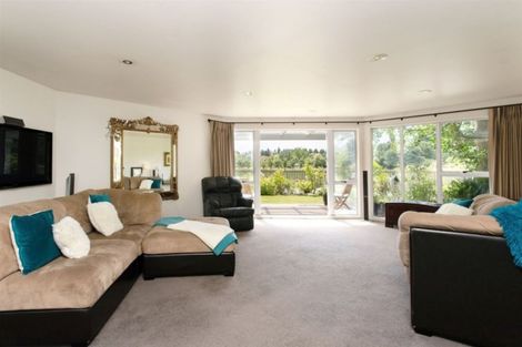 Photo of property in 113 Gardiners Road, Harewood, Christchurch, 8051