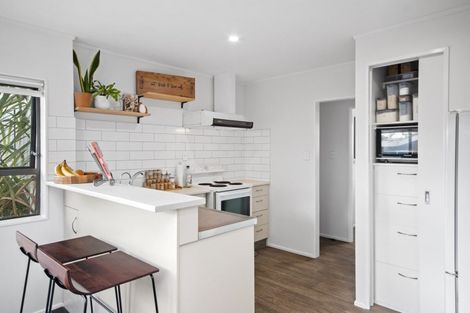 Photo of property in 12a Landscape Road, Pukekohe, 2120