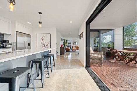 Photo of property in 51 Cyrus Street, Whalers Gate, New Plymouth, 4310