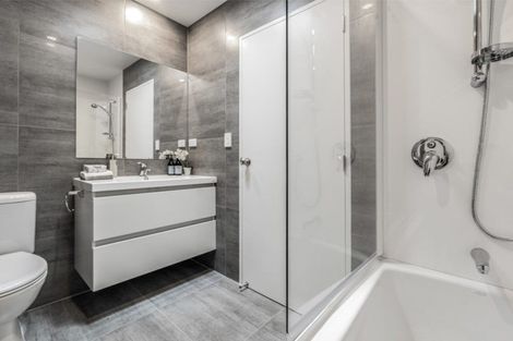 Photo of property in 11 Fernly Rise, Flat Bush, Auckland, 2019