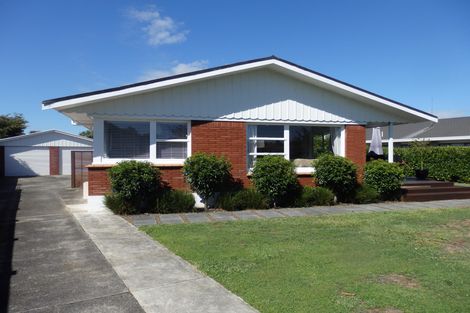 Photo of property in 21 Clare Street, Cambridge, 3434