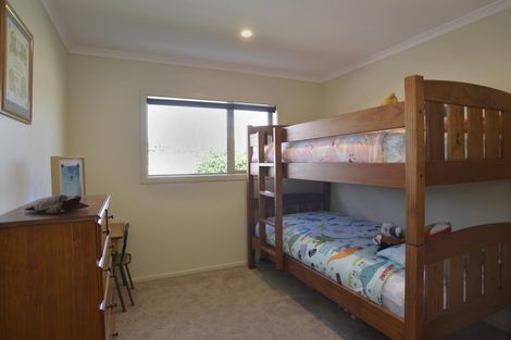 Photo of property in 13 Austin Reid Avenue, Carterton, 5713