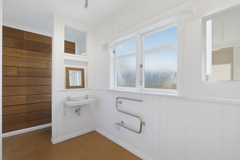 Photo of property in 21a Sydney Street, Takapau, 4203