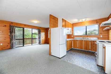 Photo of property in 1/57 Cliff View Drive, Green Bay, Auckland, 0604