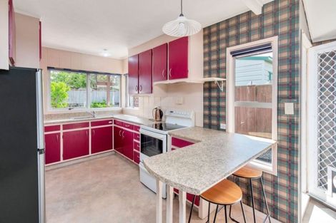 Photo of property in 1/18 Matuhi Rise, Henderson, Auckland, 0612