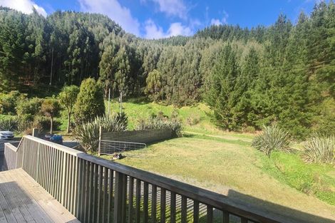 Photo of property in 1122 Paekakariki Hill Road, Paekakariki Hill, Porirua, 5381