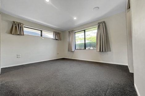 Photo of property in 40 Cresswell Place, Johnsonville, Wellington, 6037