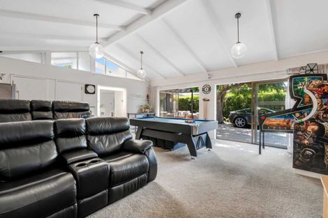 Photo of property in 18 Glengarry Avenue, Manly, Whangaparaoa, 0930