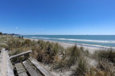 Photo of property in 393 Pukehina Parade, Pukehina, Te Puke, 3189