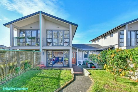 Photo of property in 2/8 Landscape Road, Papatoetoe, Auckland, 2025