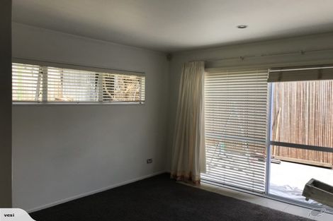 Photo of property in 13a Jacanas Place, Unsworth Heights, Auckland, 0632
