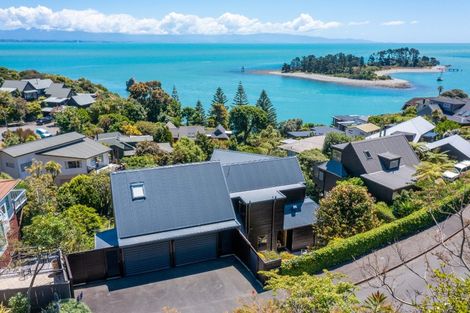 Photo of property in 2 The Cliffs, Britannia Heights, Nelson, 7010