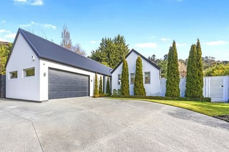 Photo of property in 4 Chorley Place, Hillsborough, Christchurch, 8022