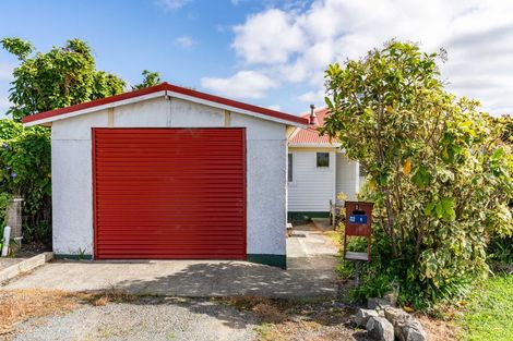 Photo of property in 1 Griffin Road, Maungaturoto, 0520