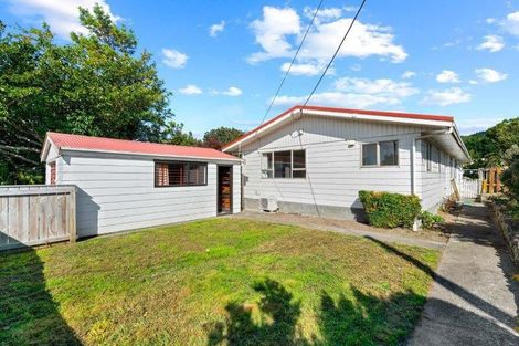 Photo of property in 3b Birdwood Street, Featherston, 5710