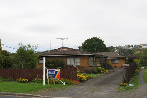 Photo of property in 2/58 Ladies Mile, Manly, Whangaparaoa, 0930