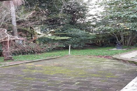 Photo of property in 8b Walpole Avenue, Hillpark, Auckland, 2102