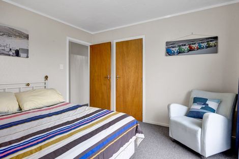 Photo of property in 13 Gibson Place, Patea, 4520