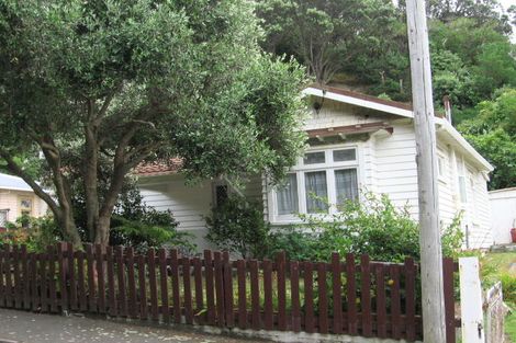 Photo of property in 8 Tyne Street, Island Bay, Wellington, 6023