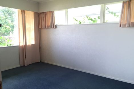 Photo of property in 15 Hauraki Crescent, Pinehill, Auckland, 0632