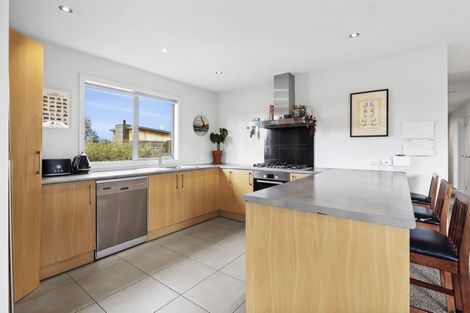 Photo of property in 2b Pebble Lane, Wanaka, 9305
