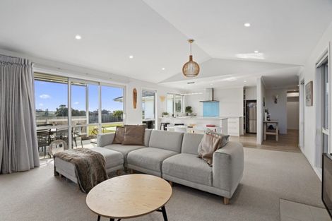 Photo of property in 93 Mapua Drive, Mapua, 7005