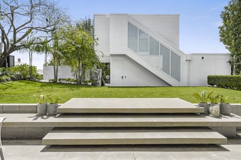 Photo of property in 215 Jervois Road, Herne Bay, Auckland, 1011