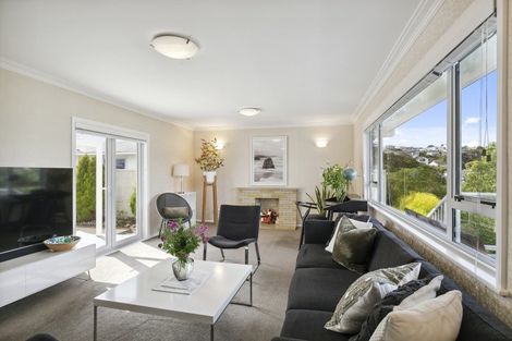 Photo of property in 7 Harbour Park Terrace, Khandallah, Wellington, 6035