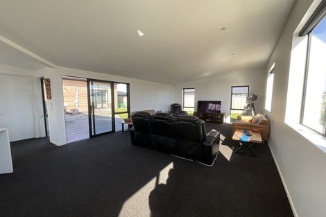 Photo of property in 2 Manaia Street, Pegasus, 7612