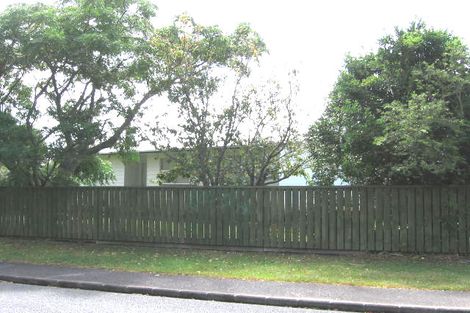 Photo of property in 56 Felgrove Street, Glendene, Auckland, 0602