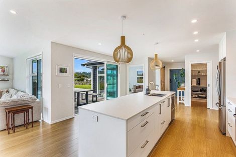 Photo of property in 33 Awatiro Drive, Kaukapakapa, 0871