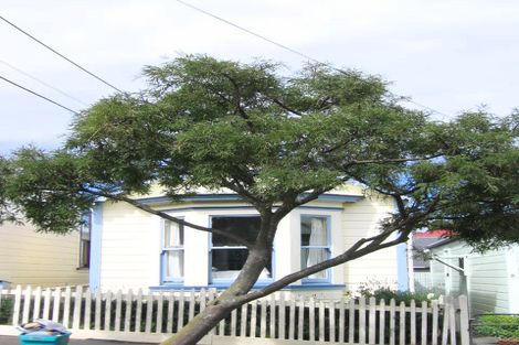 Photo of property in 10 Milton Street, Berhampore, Wellington, 6023