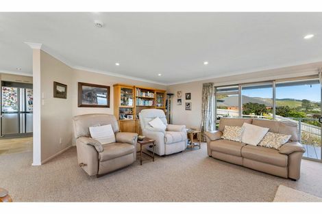 Photo of property in 6 Norfolk Place, Stoke, Nelson, 7011