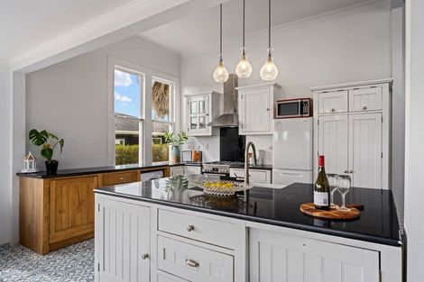 Photo of property in 36 Beaver Road, Blenheim, 7201