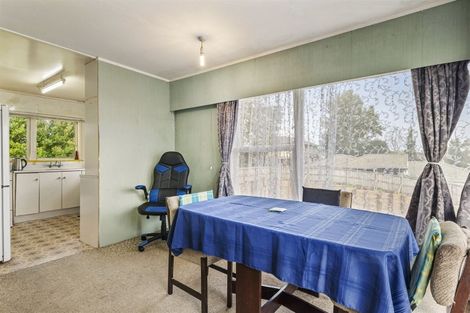 Photo of property in 1/22 Gladys Avenue, Glenfield, Auckland, 0629