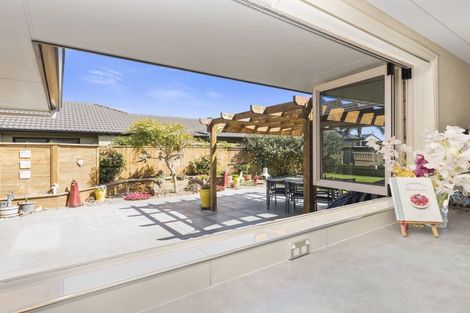 Photo of property in 60 Matemuri Drive, Papamoa Beach, Papamoa, 3118