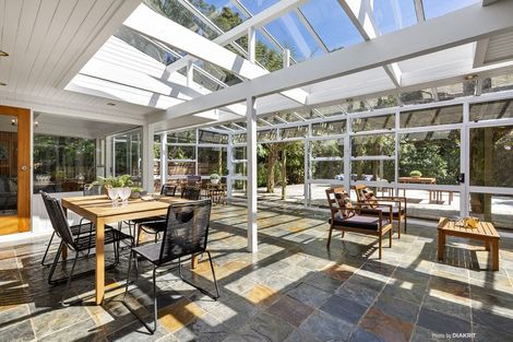 Photo of property in 54 Homewood Crescent, Karori, Wellington, 6012