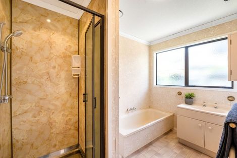 Photo of property in 1/24 Comeskey Grove, Elderslea, Upper Hutt, 5018