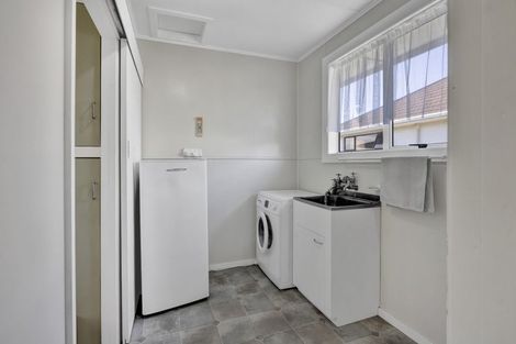 Photo of property in 7 Caplen Street, Hawera, 4610