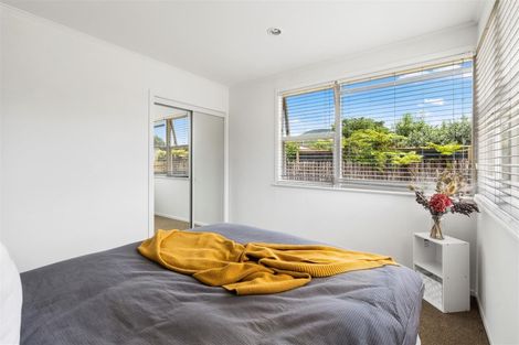 Photo of property in 87a Kawaha Point Road, Kawaha Point, Rotorua, 3010