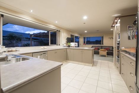 Photo of property in 60 Matemuri Drive, Papamoa Beach, Papamoa, 3118