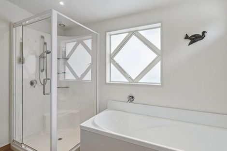 Photo of property in 325 Rosetta Road, Raumati Beach, Paraparaumu, 5032