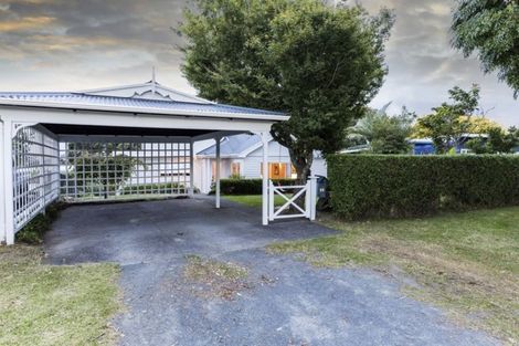 Photo of property in 79 Ferry Parade, Herald Island, Auckland, 0618