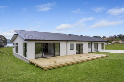 Photo of property in 21 Shirley Lane, Sawyers Bay, Port Chalmers, 9023